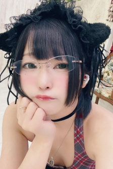 WWW亚洲精品久久久乳